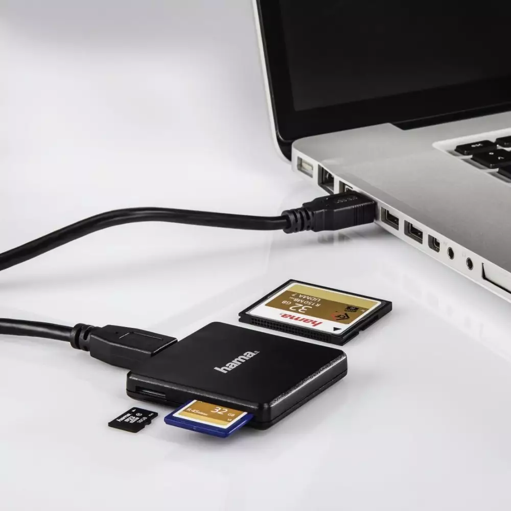 Четец за карти HAMA Multi, USB 3.0, SD/microSD/CF, 5 Gbps, Черен