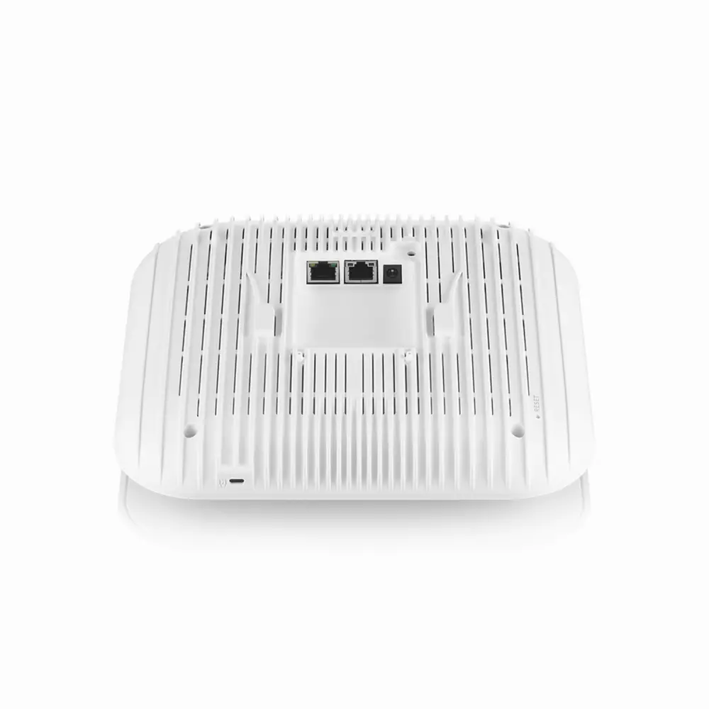 Безжична точка за достъп ZYXEL WAX650S, 802.11ax 4x4 Smart Antenna, Unified AP, 1 годишен NCC Pro Pack лиценз