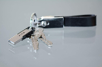 USB памет SanDisk Ultra Flair 512GB USB 3.0 Сребрист