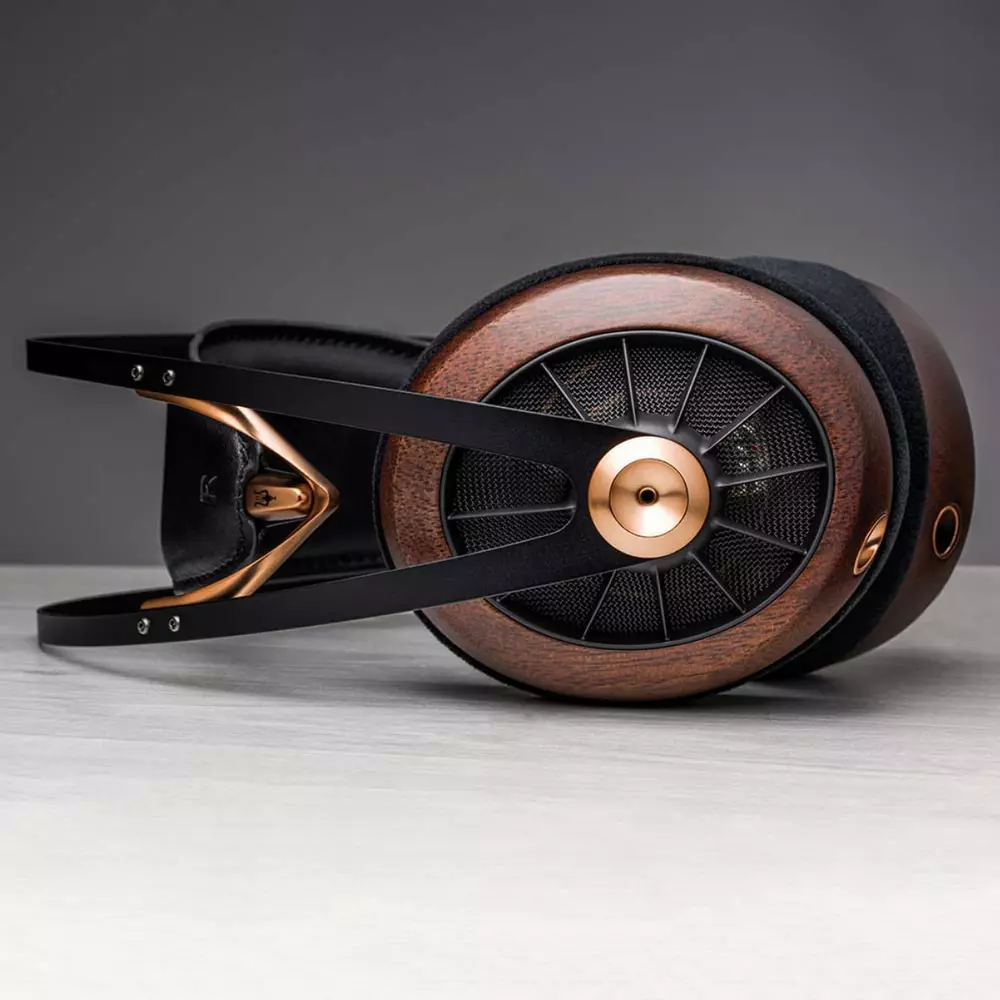Слушалки Meze Audio 109 Pro