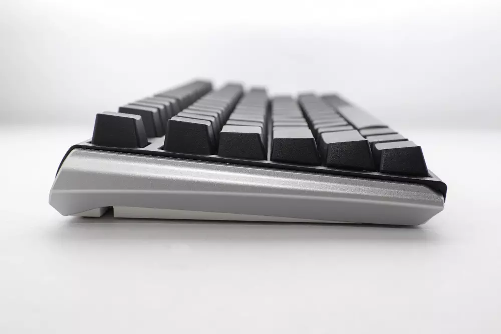 Геймърскa механична клавиатура Ducky One 3 Classic TKL Hotswap Cherry MX Silver RGB PBT Keycaps