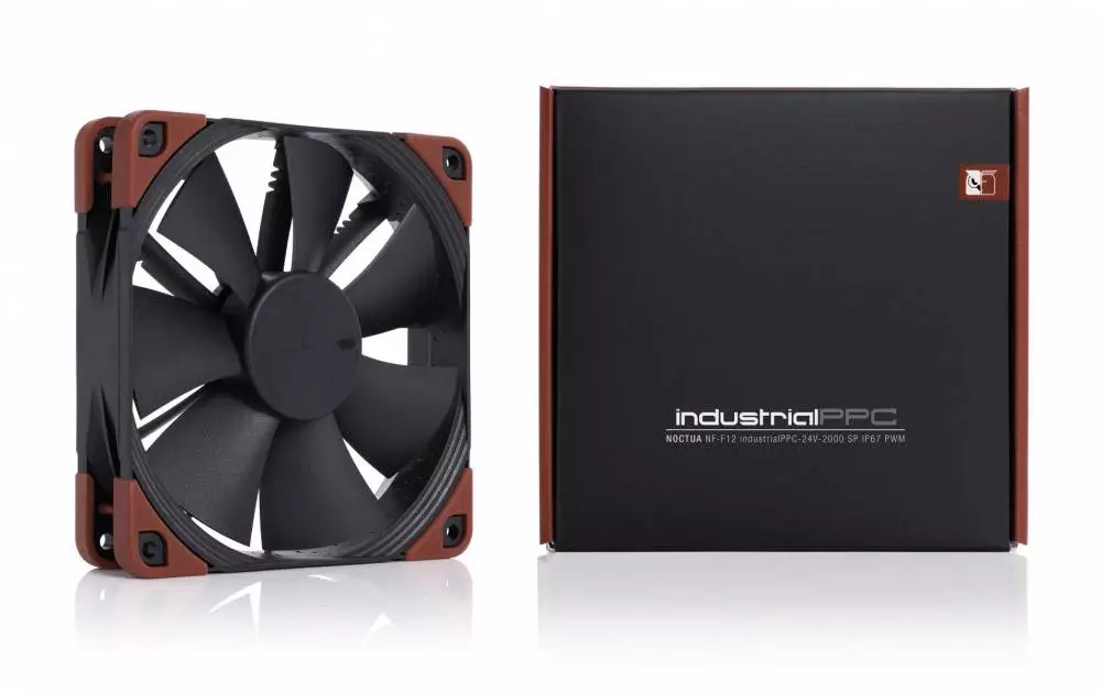 Вентилатор Noctua NF-F12 iPPC 24V 2000 SP IP67 PWM Fan 120mm single-phase motor