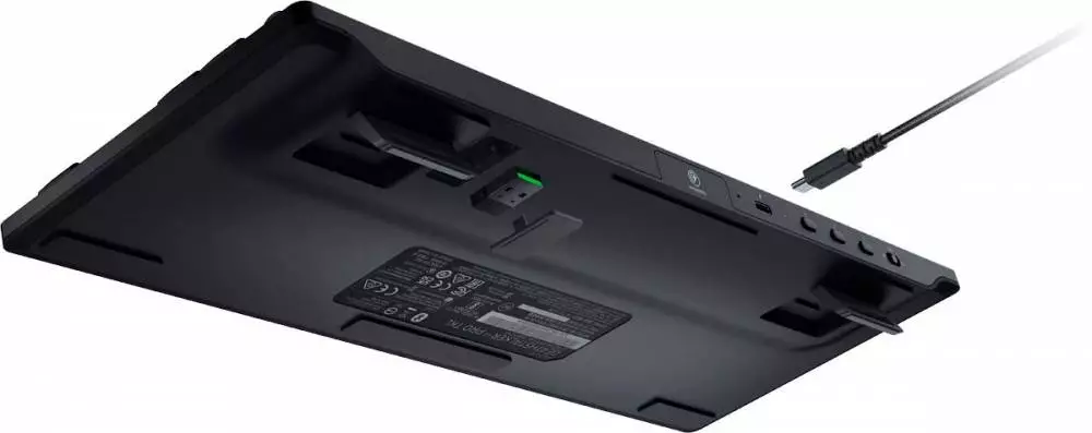 Геймърска клавиатура Razer DeathStalker V2 Pro Tenkeyless Wireless Low Profile Optical Linear Red Switch US - RZ03-04370100-R3M1 