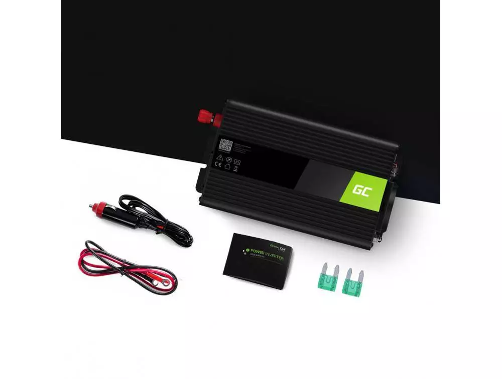 Инвертор GREEN CELL 12V 300W