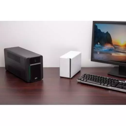 UPS  APC Easy UPS BVX 1600VA 230V 