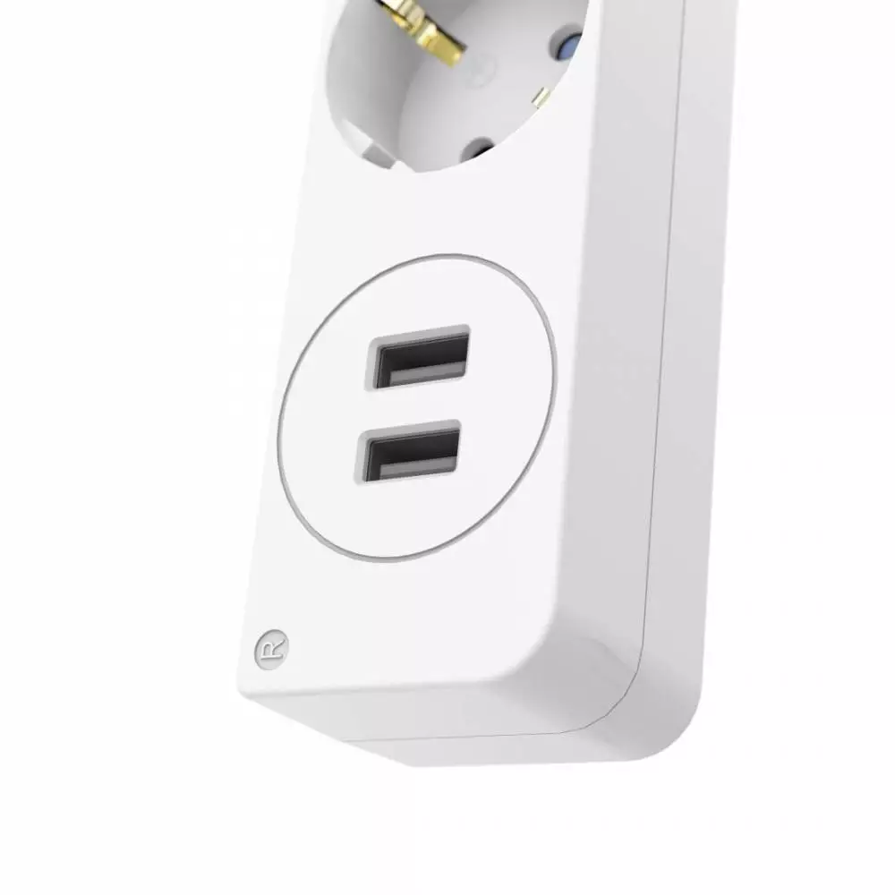 Разклонител HAMA USB 3.4A, 5 гнезда, 2x USB, 3400mA,1.4м, 3680W, Бял