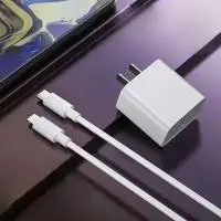 VCom кабел Cable Type C to Lighting 1m - CU289