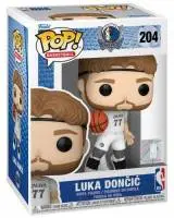 Фигурка Funko Pop! Sports: Basketball - Luka Doncic (Dallas Mavericks) #204