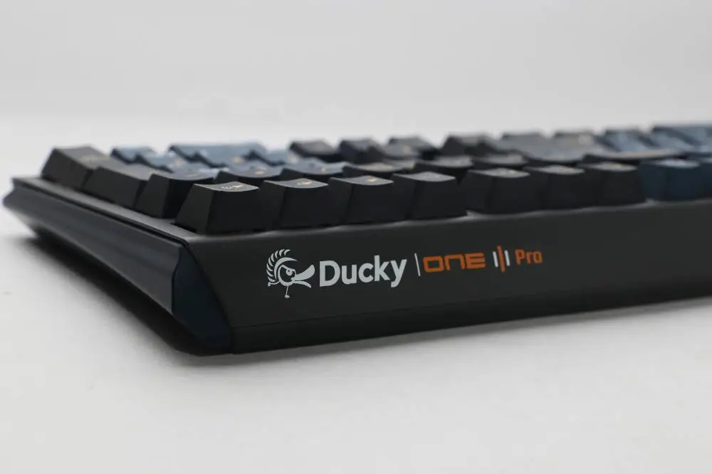 Ducky професионална геймърска механична клавиатура Professional Gaming Mechanical Keyboard One 3 Pro Nazca Line - 8K, Cherry MX2A RGB Red [Linear]