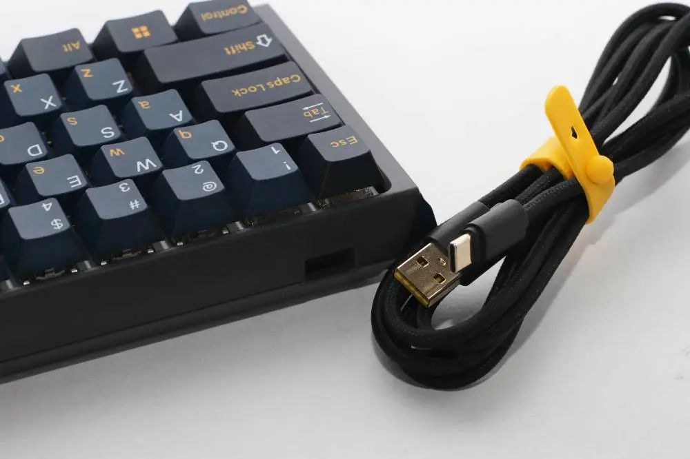 Ducky професионална геймърска механична клавиатура Professional Gaming Mechanical Keyboard One 3 Pro Mini Nazca Line - 8K, Cherry MX2A RGB Red [Linear]