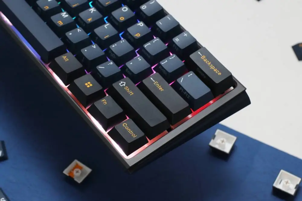 Ducky професионална геймърска механична клавиатура Professional Gaming Mechanical Keyboard One 3 Pro Mini Nazca Line - 8K, Cherry MX2A RGB Red [Linear]
