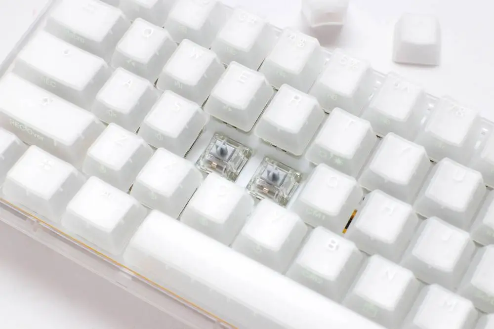 Ducky професионална геймърска механична клавиатура Professional Gaming Mechanical Keyboard One 3 Mini Aura White -  Cherry MX RGB Brown [Tactile]