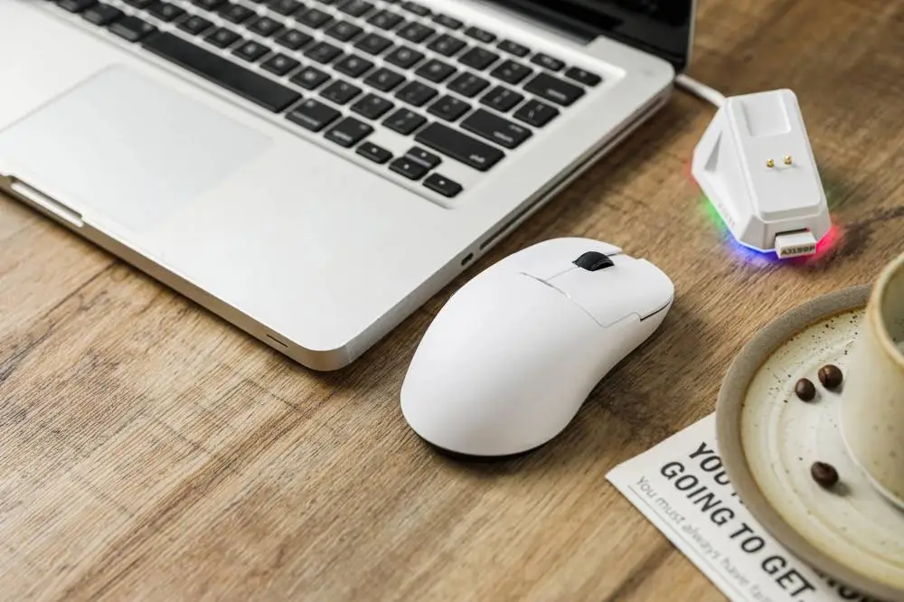 Ajazz професионална геймърска мишка AJ159 PRO - Wireless Gaming Mouse - 8K, Magnetic Charging Dock, White